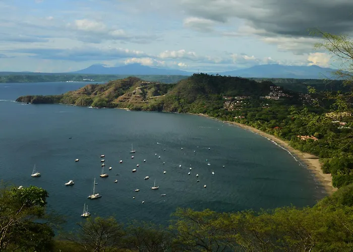 Tama Hotel Tamarindo